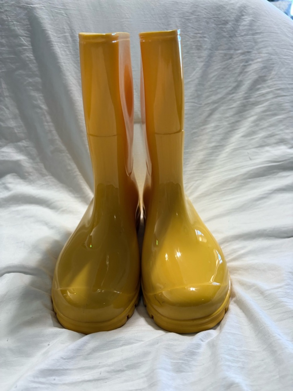 Asgard Yellow Women's Rain Boots - Sleek Waterproof Winter Boot